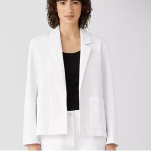 Eileen Fisher Women's White Blazer Long Sleeve
Minimalist Design Size XS/TP